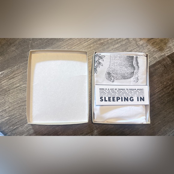 New Kin Ship Goods Hers Pillowcase - Picture 2 of 4